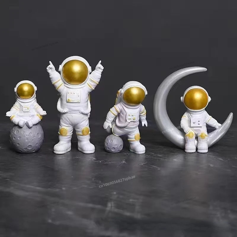 Conjunto de 4 Esculturas Decorativas de Astronauta - Loja Sem Barreiras